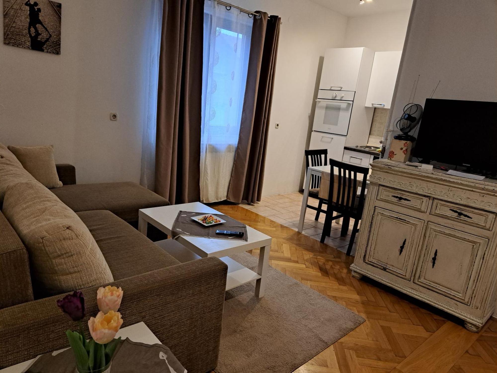 Apartman Zuki Zagreb Bagian luar foto